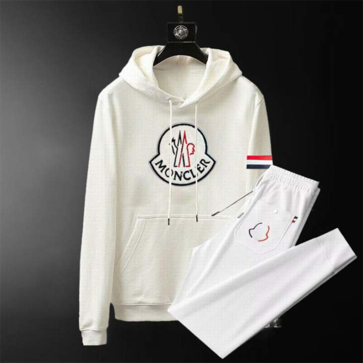 Picture of Moncler Sweater Suits _SKUMonclerM-3XL12yr0141314